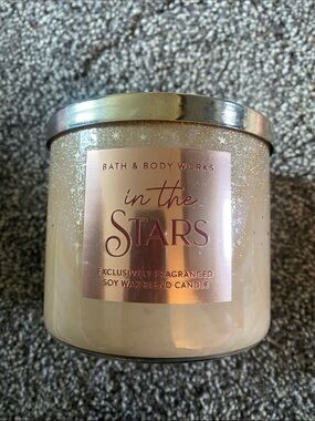 Bath and body works 3 wick candle